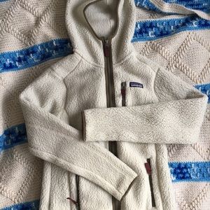 BRAND NEW PATAGONIA shearling fleece hooded jacket
